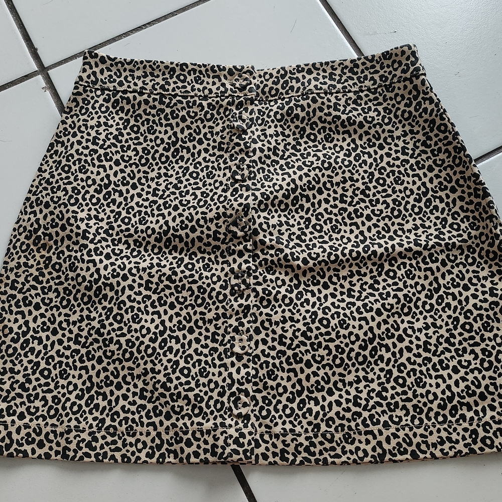 Forever 21 Beige and Black Leopard Button-Front Mini Skirt